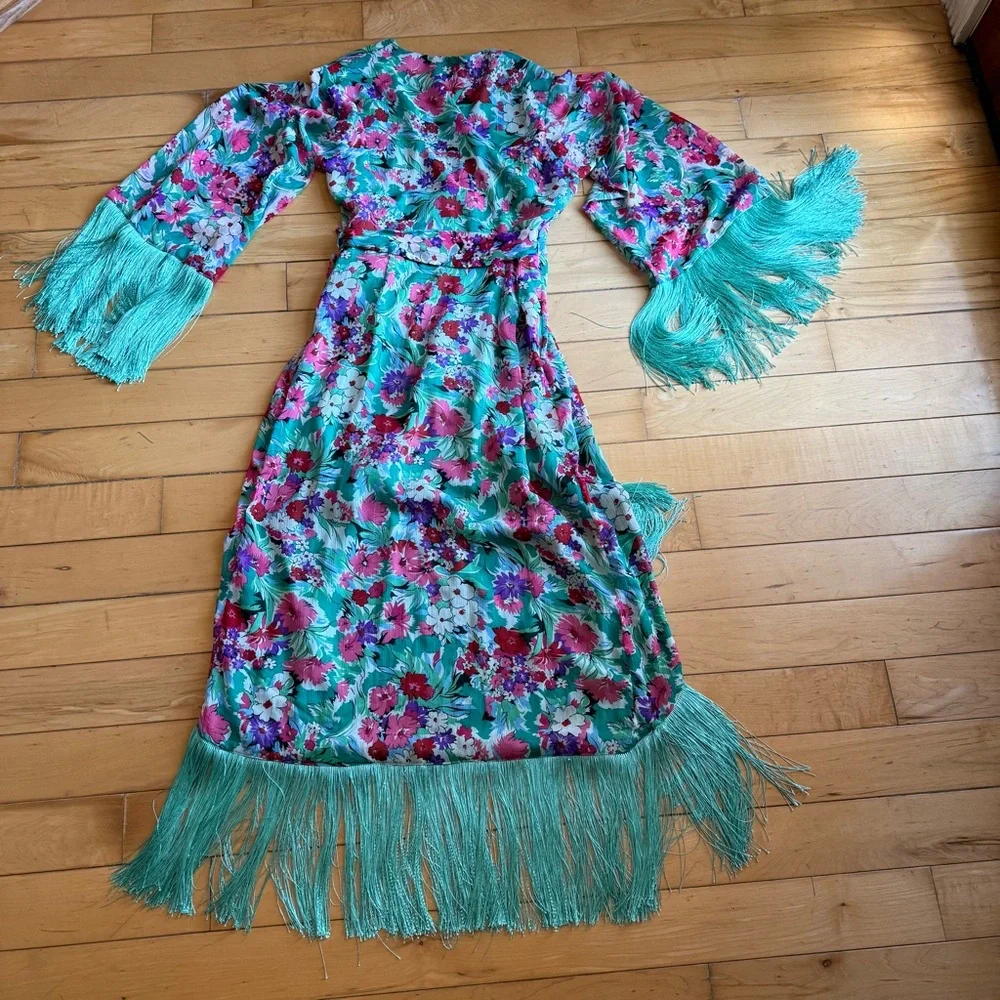 Nasty Gal Teal Floral Wrap Midi Dress with Fringe Size US 6 - Picture 8 of 10